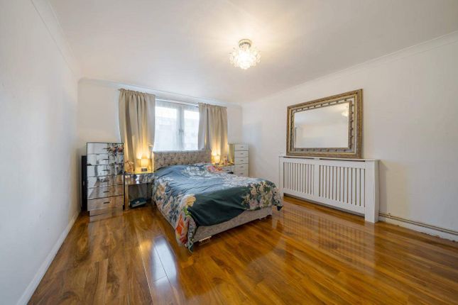 Terraced house for sale in Marchbank Road, London