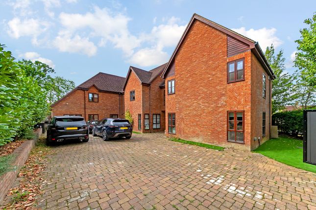 Detached house for sale in Aldwycks Close, Shenley Church End