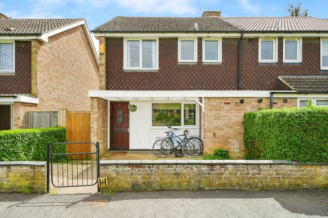 Thumbnail Semi-detached house for sale in Bourne Close, Oxford