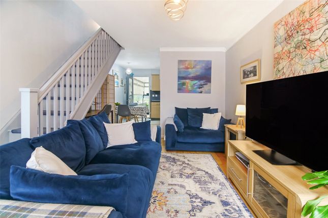 26, Millhouse Crescent, Glasgow photo 3