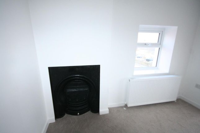 41A, Uppermoor, Pudsey photo 5