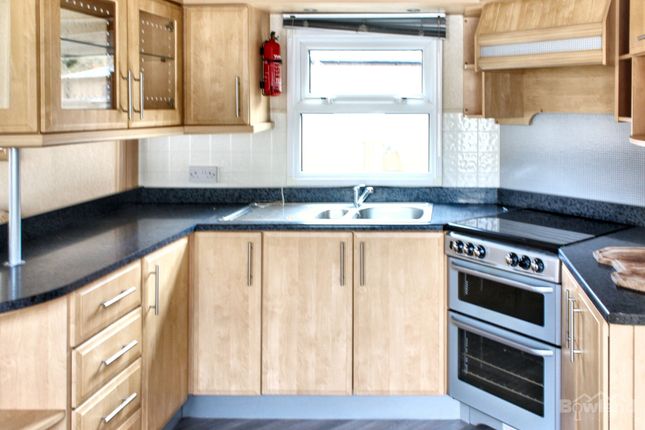 Willerby Aspen, Silverhill Holiday Park, Lutton Gowts photo 4