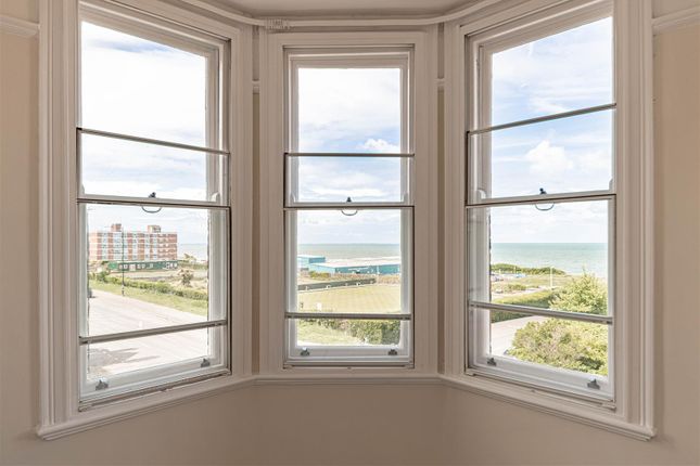 Flat 5, Lynton Court Mansions 93A, Eastern Esplanade, Margate photo 3