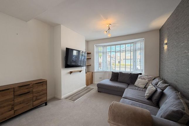 16, Warley Avenue, Morecambe photo 4