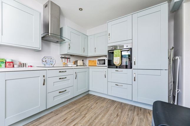 452, Burncross Road, Sheffield photo 4