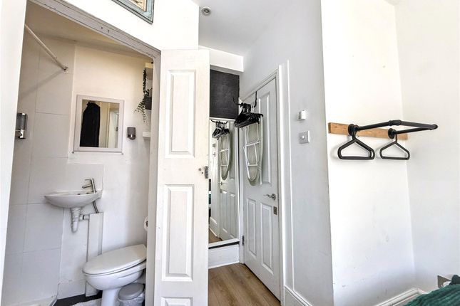 48, Sudlow Road, London photo 4