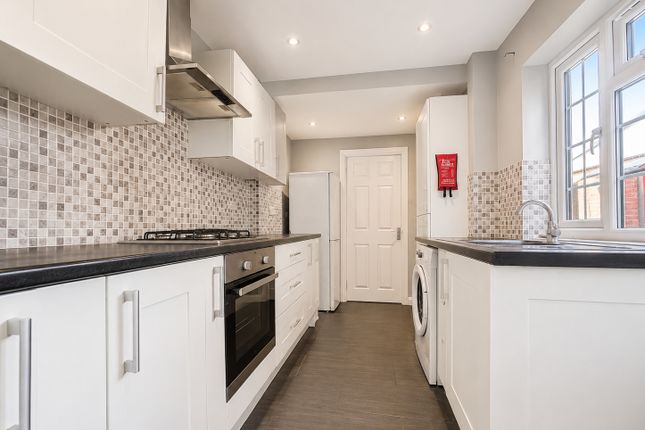 34, Abercromby Avenue, High Wycombe photo 4