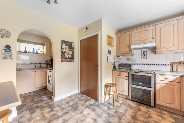 18 Parkwood, Pershore photo 3