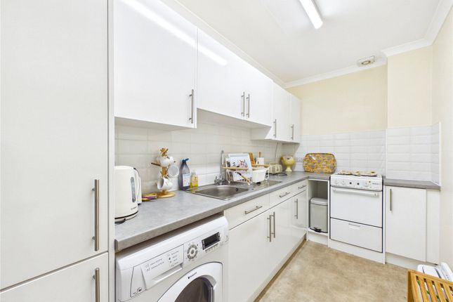 Flat 4, 28, Burlington Road, Suffolk photo 4