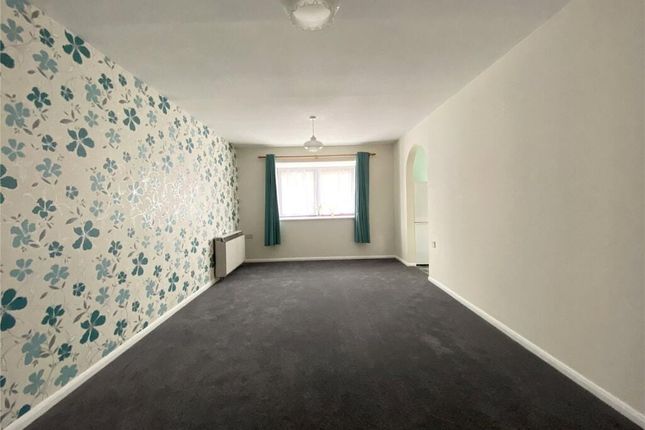 5, Saddlers Walk, Kings Langley photo 4