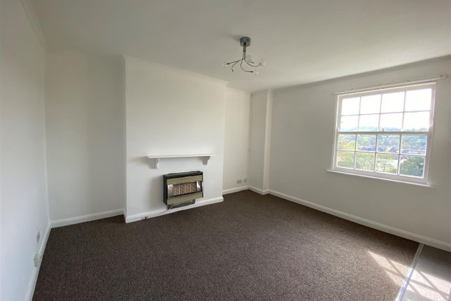 Flat 9, 42, St. Peter Street, Tiverton photo 2