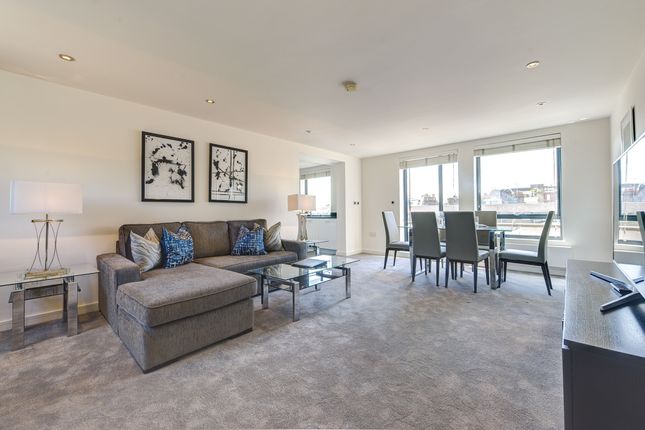 Apartment 17, 161, Fulham Road, London photo 4