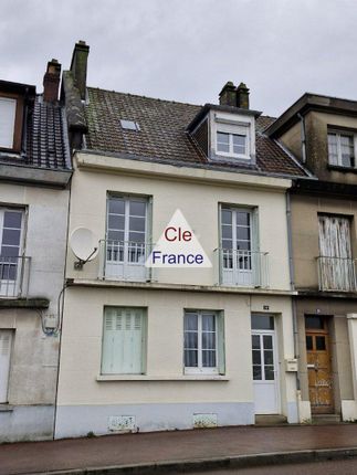Apartment for sale in Neufchatel-En-Bray, Haute-Normandie, 76270, France