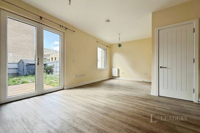 9, Shepherd Purse Way, Norwich photo 3