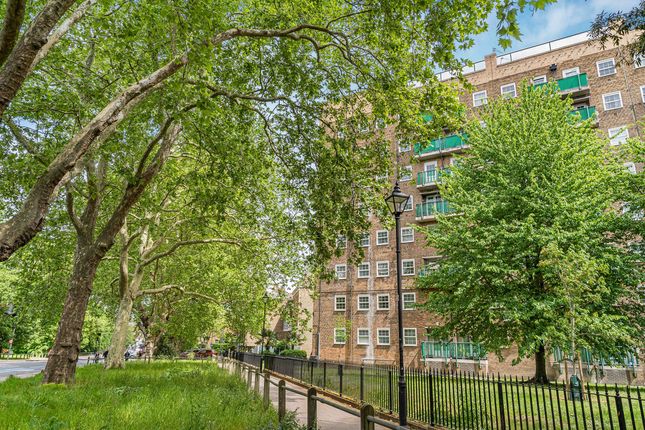 Flat Flat 7, Bourne House, Worsopp Drive, London photo 4