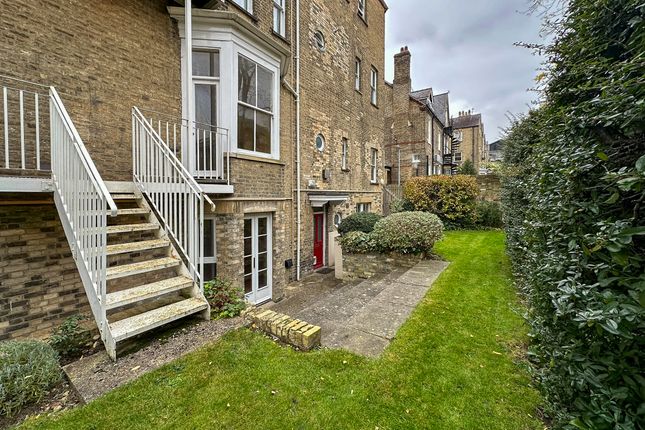 51, Bateman Street, Cambridge photo 2