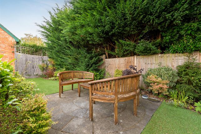 End terrace house for sale in Kennel Ride, Ascot