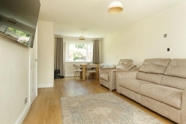 2, Roscoe Close, Liverpool photo 2