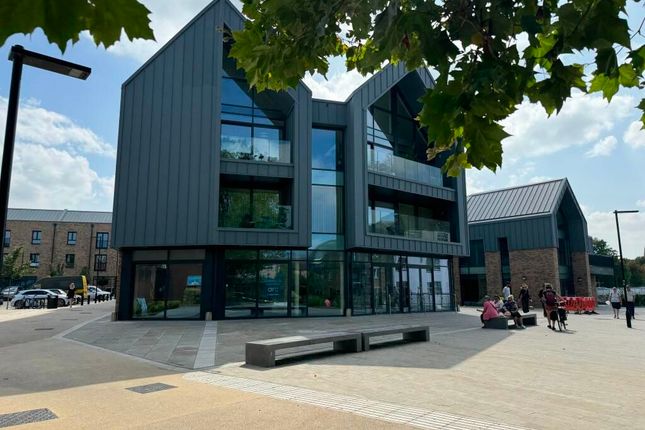 2-bed flat on Flat 3, The Wharf, Taunton, £1,695/mo