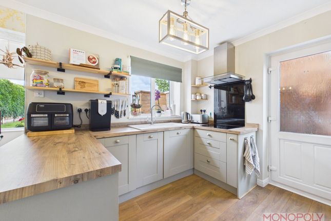 14 Ffordd Gryffydd, Wrexham photo 4