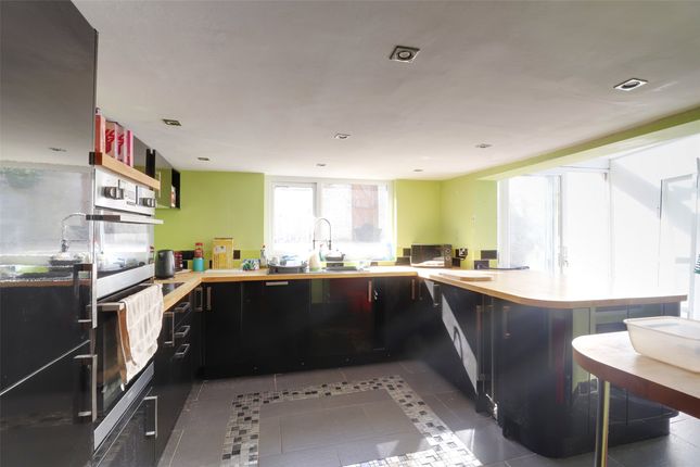 5 Richmond Avenue, Ilfracombe Devon, Devon photo 3