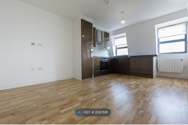 Thumbnail Flat to rent in Quest House, Hounslow