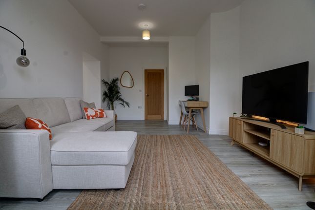 Flat for sale in Brunswick Hill, Reading