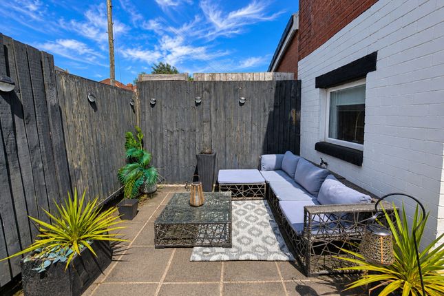518 Leigh Road, Bolton photo 3