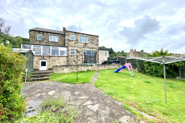 Thumbnail Detached house for sale in Keighley Road, Steeton, Keighley