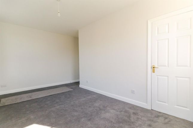 1, James Lee Square, Enfield photo 4