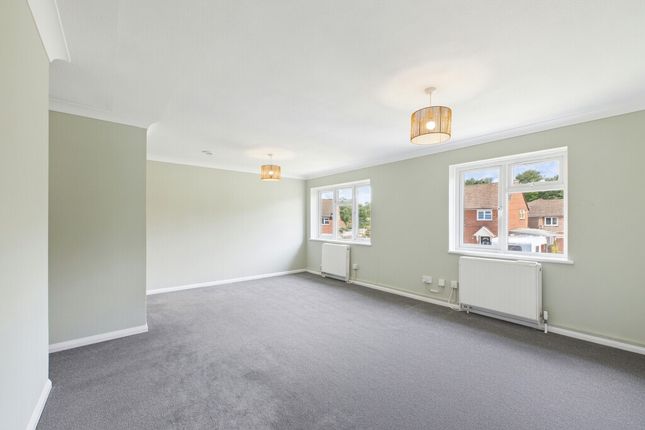 20, Sutton Field, Whitehill photo 2