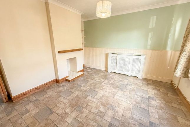 12 Bramshot Way, Watford photo 2