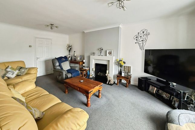 10, Ibis Close, Kidderminster photo 3