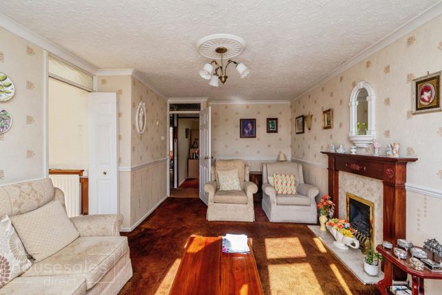 14, Paget Drive, Burntwood photo 3