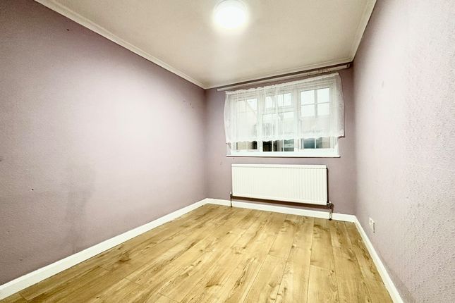 Napier Road, London photo 3
