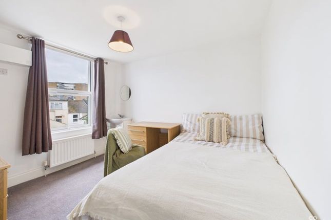 42 Stanley Road, Brighton photo 3