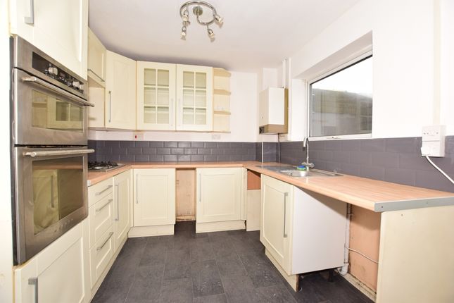 Semi-detached house to rent in Field Avenue, Canterbury