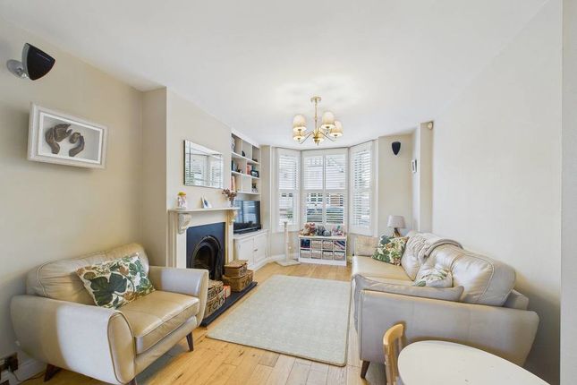 26, Sandlands Road, Tadworth photo 2