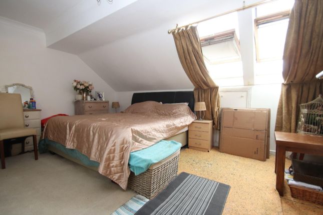Town house for sale in Tilden Road, Compton, Winchester