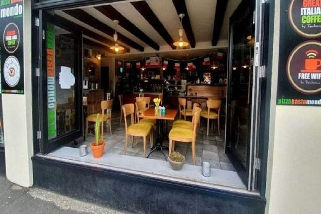 Thumbnail Restaurant/cafe for sale in Yeovil, England, United Kingdom