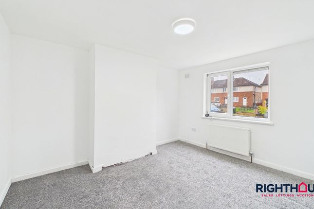 7 Tern Street, Bradford photo 4
