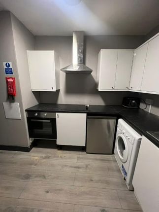 93, Silver Street, Coalville, Leicestershire photo 4