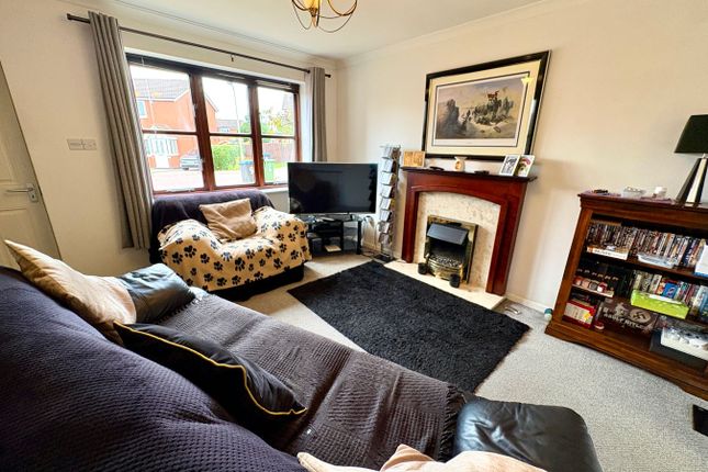 11, Muncaster Close, LEICESTER photo 2