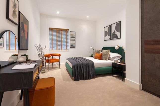 One Clapham, SW11, Clapham Junction photo 3
