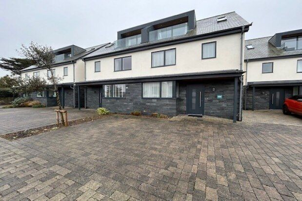 Thumbnail End terrace house to rent in The Rocks, Newquay