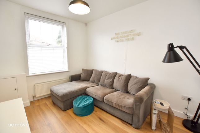 201 Thelwall Lane, Warrington photo 3