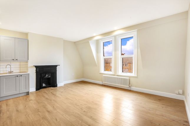 Flat 3, 165 St. Marg