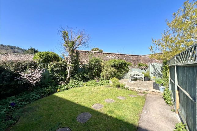 2, Orchard Court, Minehead photo 3