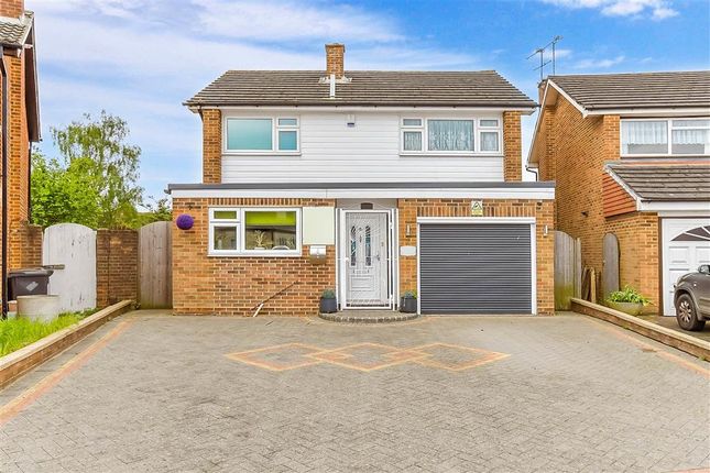 Thumbnail Detached house for sale in Tudor Way, Waltham Abbey, Essex