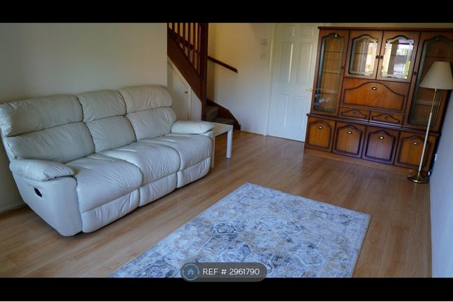 Privet Close, Lower Earley, Reading photo 4